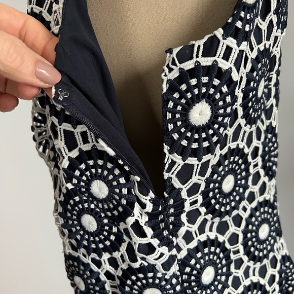 Talbots Womens dress Size 12. Dark Navy and White stunning embroidery detail. - Picture 3 of 12
